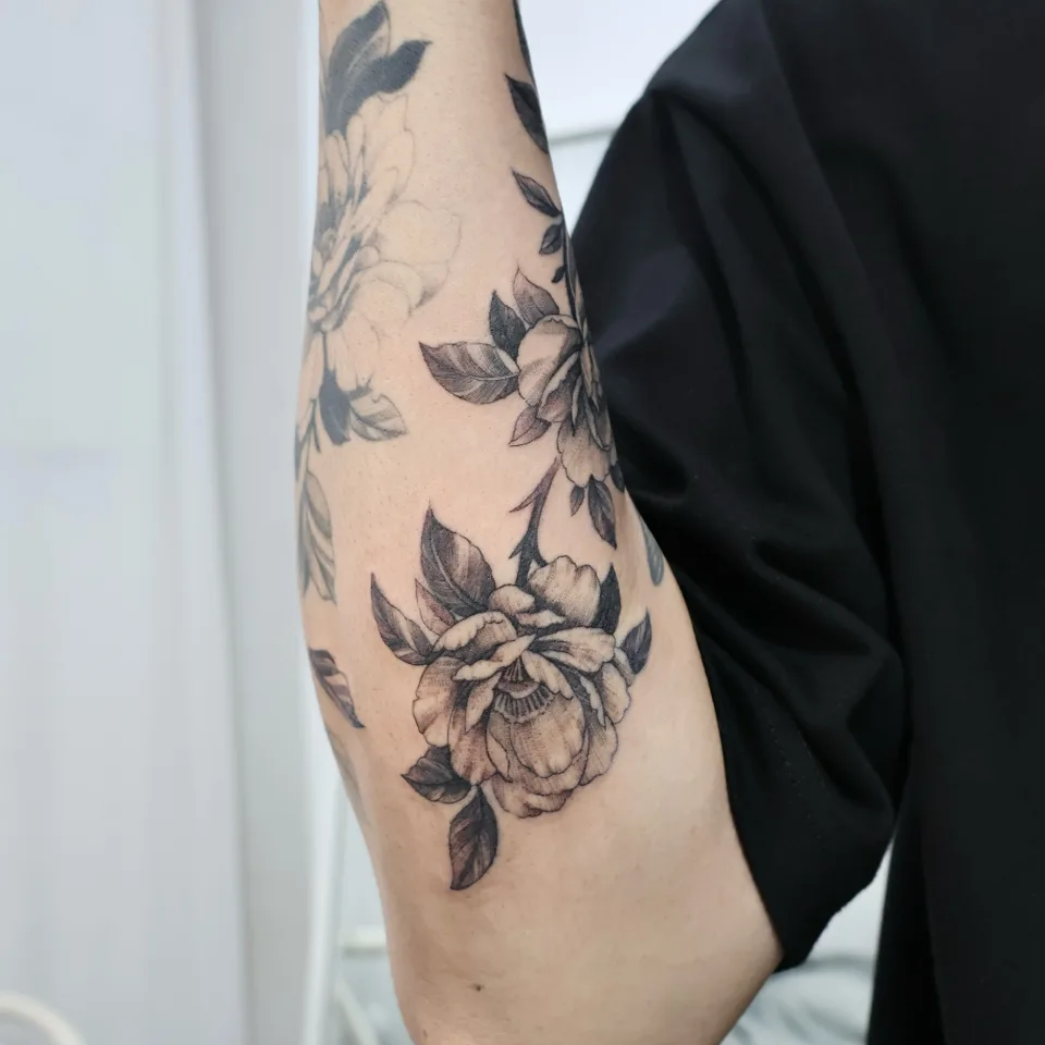 Tattoo artwork shared by Yeonjae Tattoo — Peonies were added to fill the empty space on… (2/2)