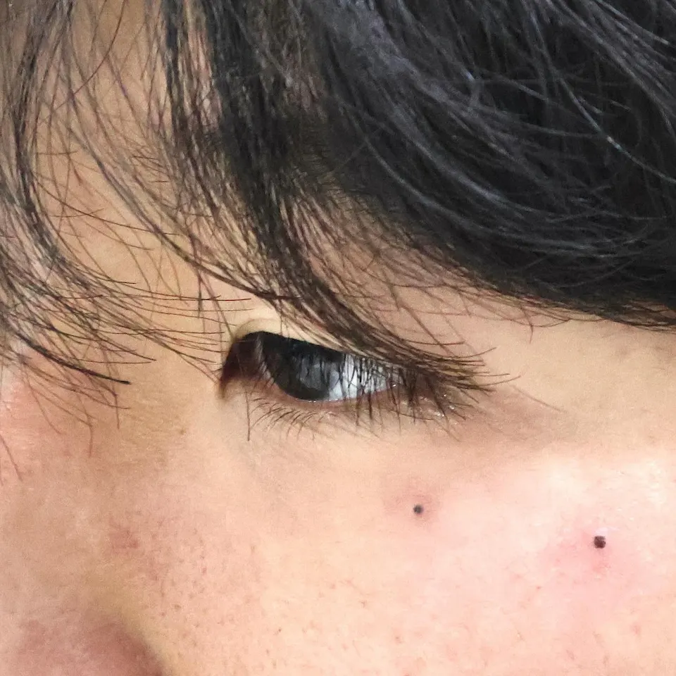 연재타투가 공개한 타투 작업 사진 — *핸드포크handpoke*