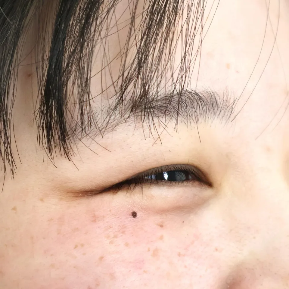 연재타투가 공개한 타투 작업 사진 — *핸드포크handpoke* (2/2)