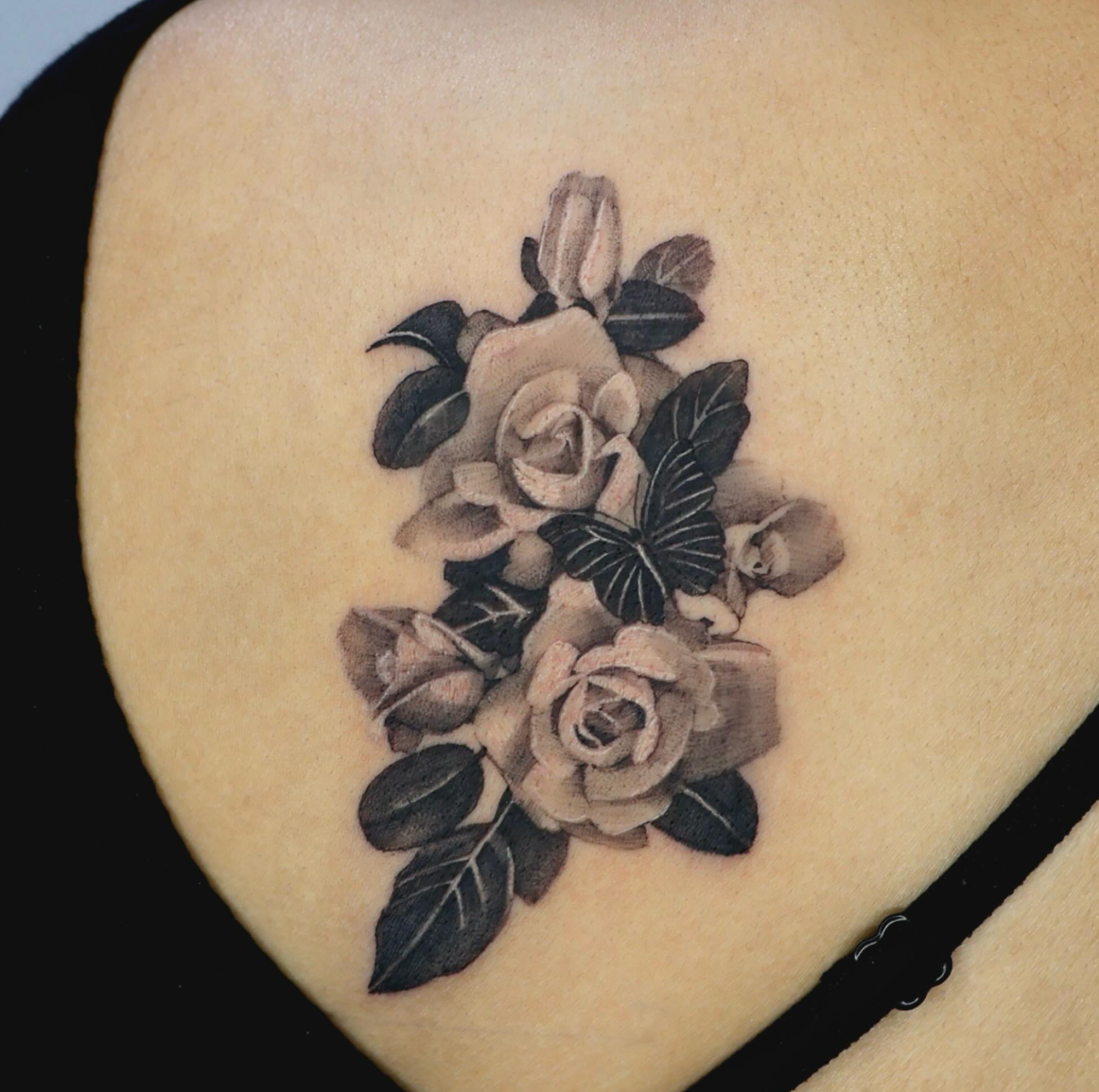 Roses & wings — Yeonjae Tattoo